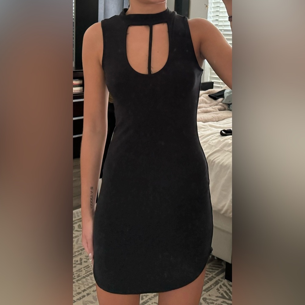 Black cut out bodycon dress